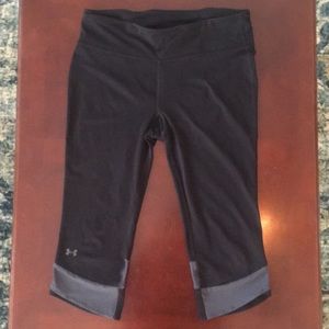 Under Armour heat gear Capri leggings size lg
